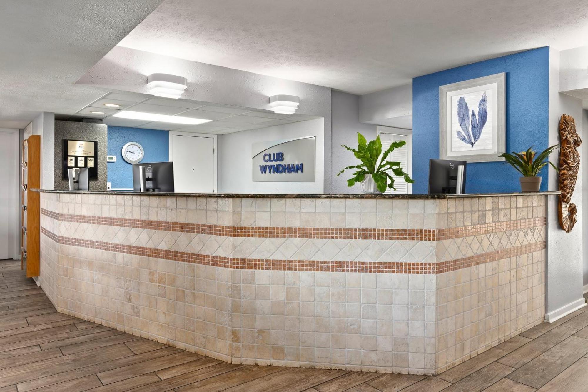 Отель Club Wyndham Westwinds Atlantic Beach Экстерьер фото