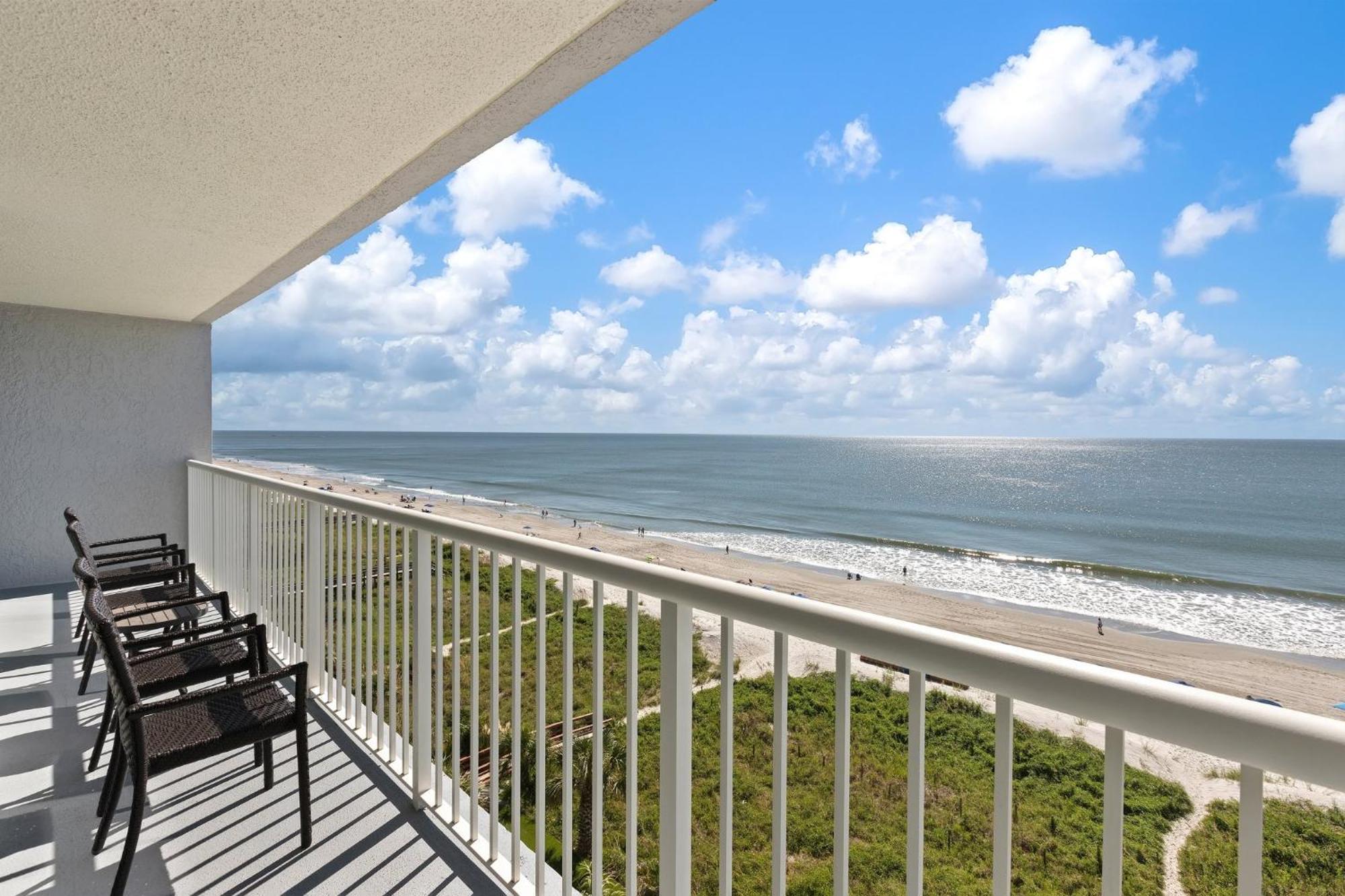 Отель Club Wyndham Westwinds Atlantic Beach Экстерьер фото