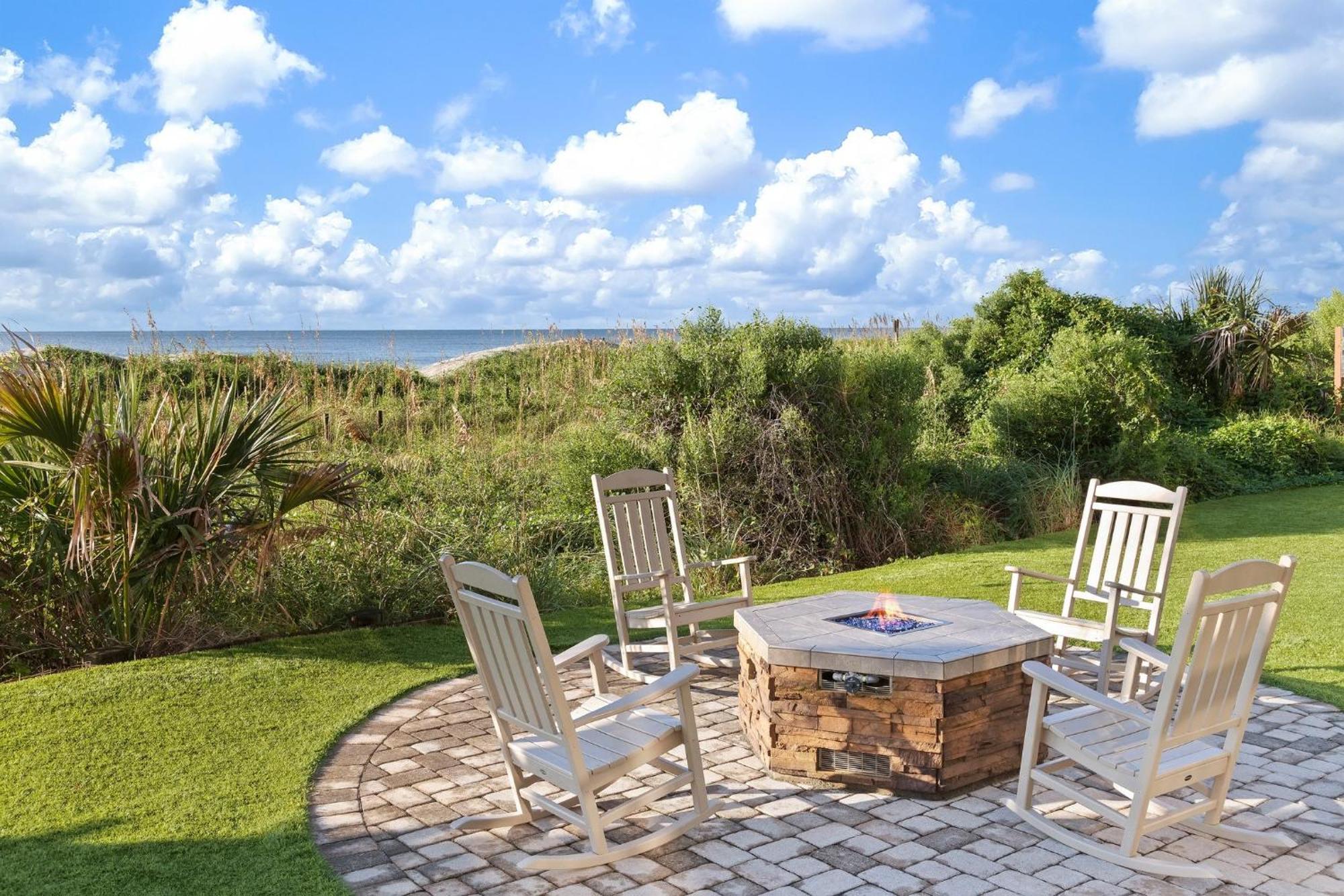 Отель Club Wyndham Westwinds Atlantic Beach Экстерьер фото