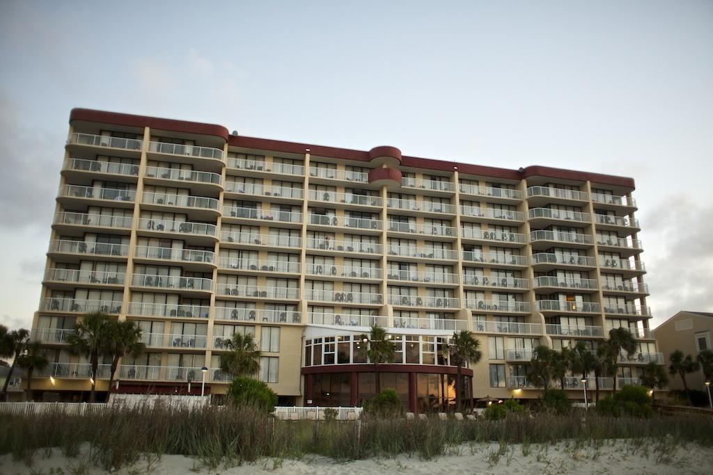 Отель Club Wyndham Westwinds Atlantic Beach Экстерьер фото